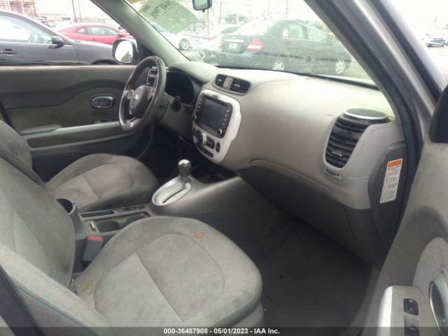 KNDJP3AE0G7017135 KIA SOUL EV
