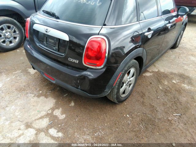 WMWXS5C52FT832666 Mini COOPER HARDTOP 4 DOOR