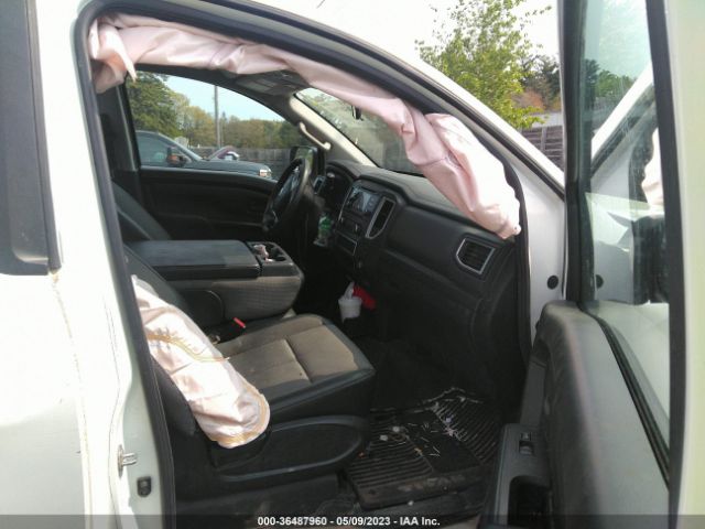 1N6AA1R83HN563507 Nissan TITAN S