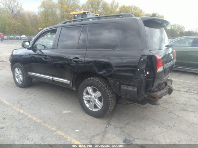 2014 Toyota Land Cruiser, VIN: JTMHY7AJ4E4025639