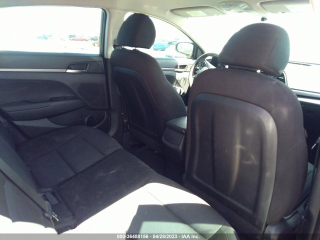 Hyundai ELANTRA SE 2018 KMHD74LF0JU583311 Image 9
