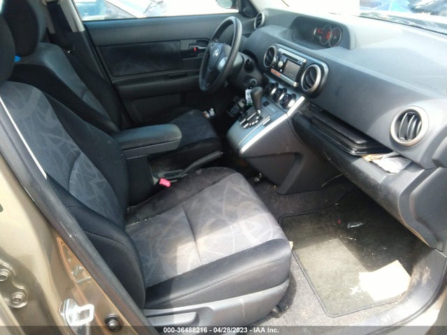 2011 SCION XB VIN: JTLZE4FE9B1135143