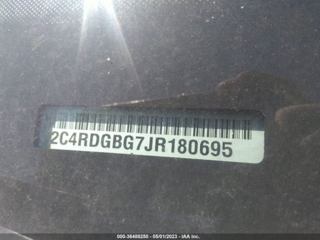 2C4RDGBG7JR180695 Dodge Grand Caravan Se