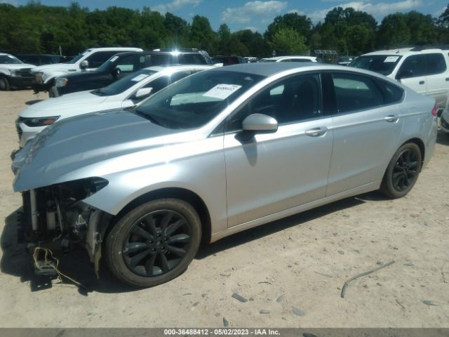 3FA6P0HD4HR302387 Ford FUSION SE