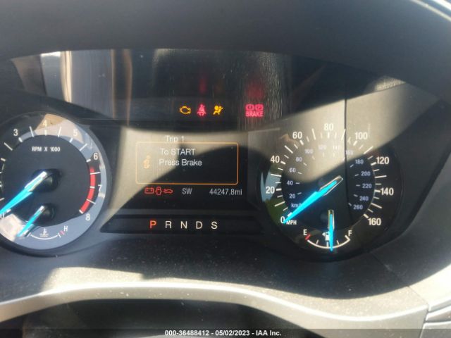 3FA6P0HD4HR302387 Ford FUSION SE