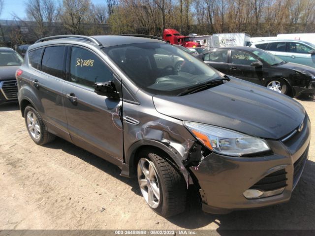 1FMCU9GX8EUE13272 Ford ESCAPE SE