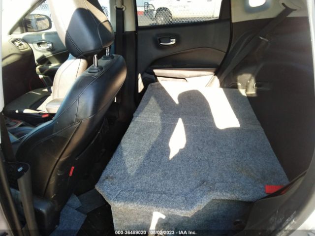 3C4NJDDBXKT650269 Jeep Compass Trailhawk
