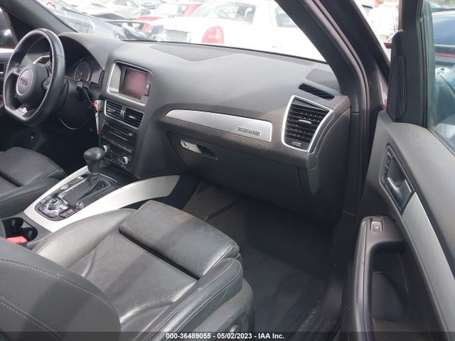 WA1DGAFP9EA076562 Audi Q5 Premium Plus