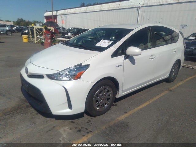 Toyota Prius V Two/five/three/four 2016 JTDZN3EU4GJ045341 Image 2