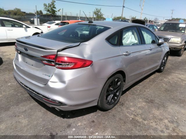 3FA6P0LU4JR116779 Ford Fusion Hybrid Se