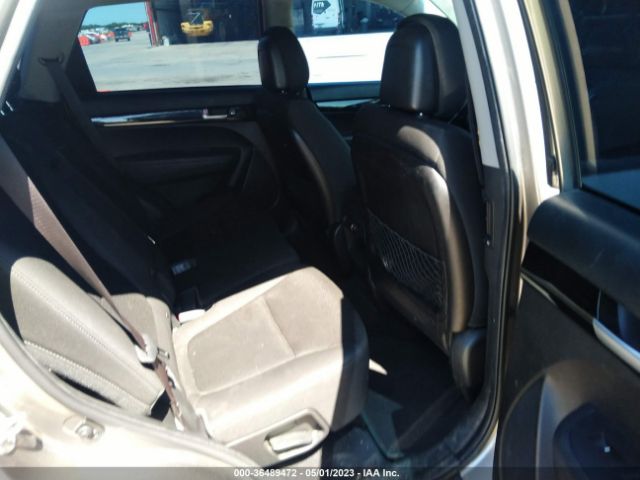 5XYKT3A68EG549189 KIA SORENTO LX