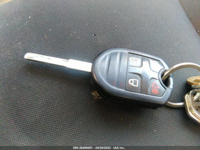3FADP4BJ0HM119806 Ford FIESTA SE
