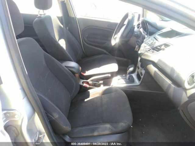 3FADP4BJ0HM119806 Ford FIESTA SE