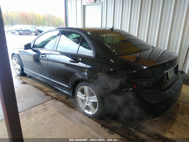 2011 MERCEDES-BENZ C-CLASS C 300 VIN: WDDGF5EB1BA526662