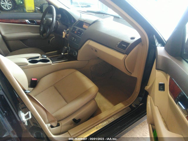 2011 MERCEDES-BENZ C-CLASS C 300 VIN: WDDGF5EB1BA526662