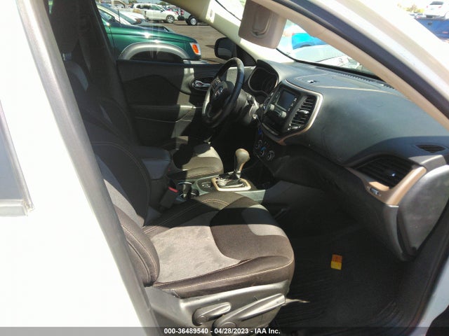 1C4PJLAB0GW346571 Jeep Cherokee Altitude