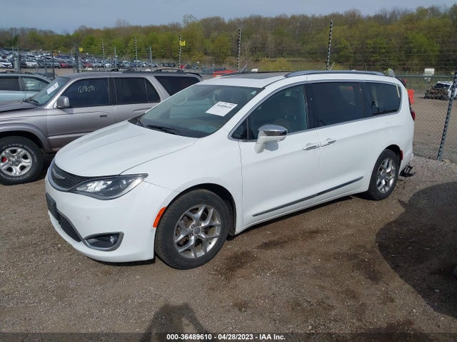 Chrysler Pacifica Limited 2017 2C4RC1GG3HR504194 Image 2