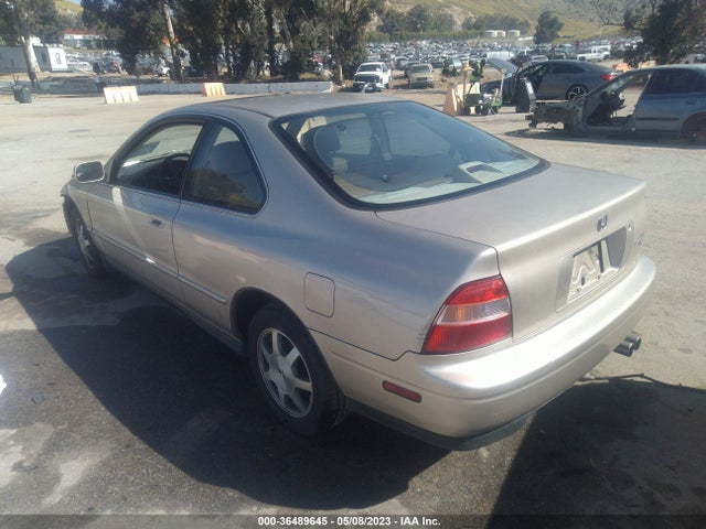 1995 HONDA ACCORD EX VIN: 1HGCD7263SA041832