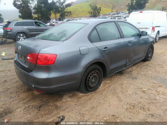 3VW2K7AJ7EM423842 Volkswagen Jetta Sedan S