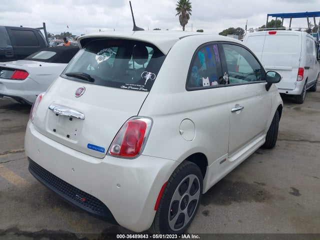 2017 Fiat 500e, VIN: 3C3CFFGE2HT565451