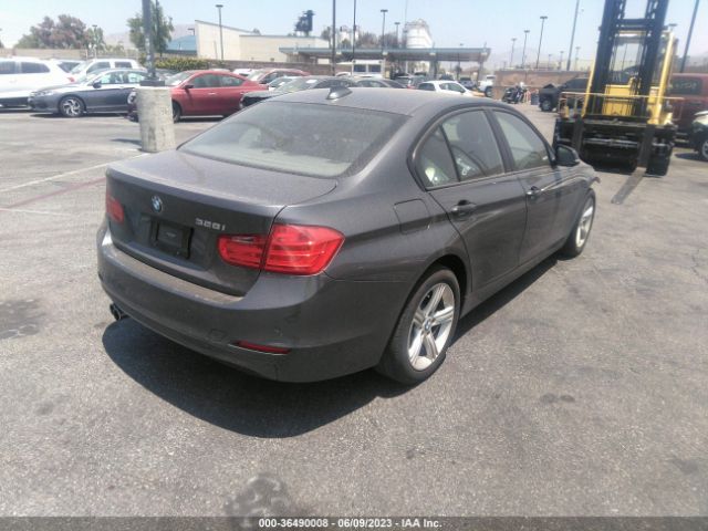 WBA3C1C51FK121597 BMW 3 Series 328i
