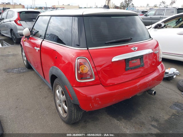 2010 MINI COOPER HARDTOP VIN: WMWMF3C55ATZ66138