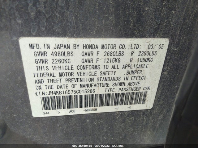 2005 ACURA RL VIN: JH4KB16575C015286