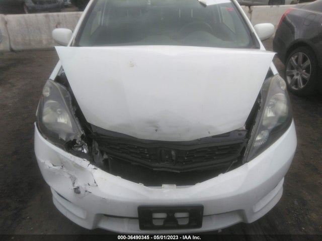 2013 HONDA FIT SPORT VIN: JHMGE8H63DC002772