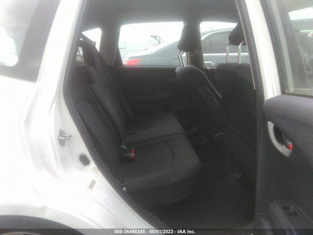 2013 HONDA FIT SPORT VIN: JHMGE8H63DC002772
