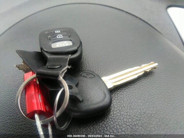 Hyundai ELANTRA SE 2014 5NPDH4AE0EH458871 Image 3