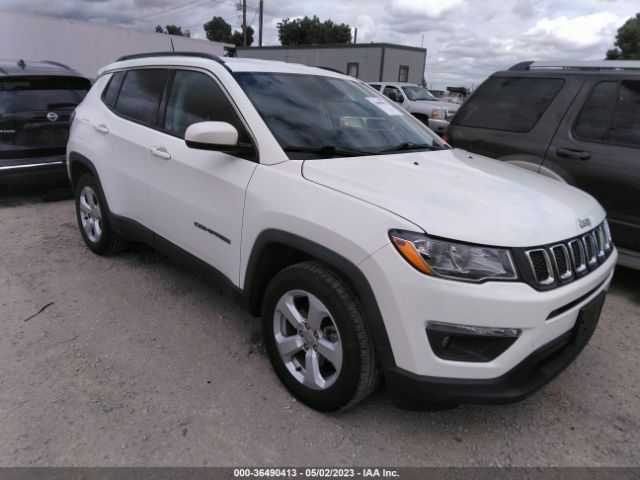 Jeep Compass Latitude 2018 3C4NJCBB5JT374692 Image 1