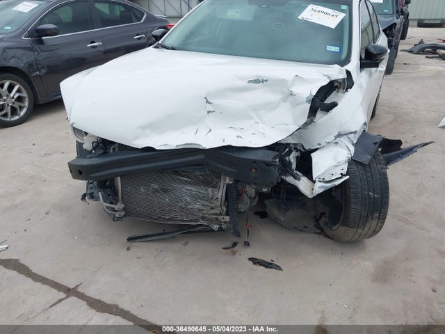 1VWBS7A3XFC081890 Volkswagen Passat 1.8t Sport
