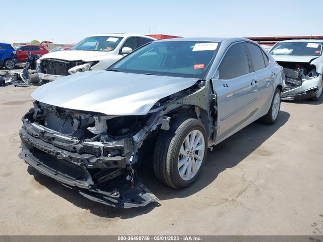 Toyota CAMRY LE 2022 4T1C11AK5NU688413 Image 2