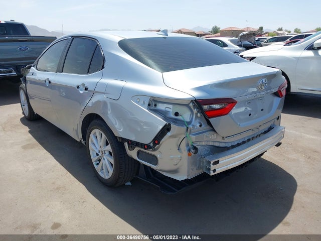 Toyota CAMRY LE 2022 4T1C11AK5NU688413 Image 5