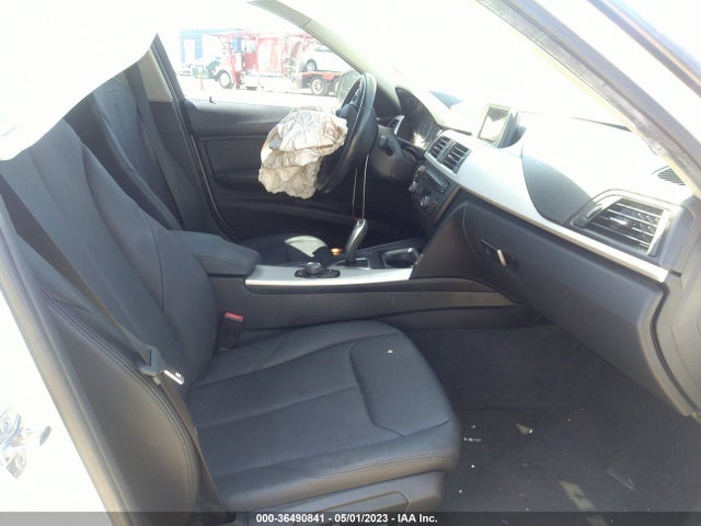 BMW 3 Series 320i 2015 WBA3B1C59FK139333 Image 5