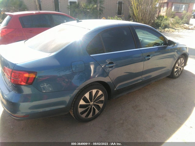 3VW637AJ2GM365429 Volkswagen Jetta Sedan Hybrid Sel Premium
