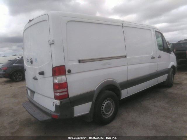 WD3PE7DC4FP164715 Mercedes-Benz SPRINTER CARGO VANS
