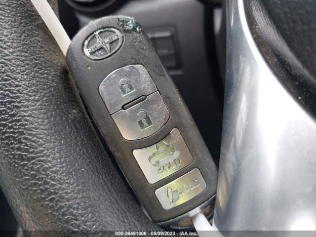 3MYDLBZV4GY127001 Scion IA