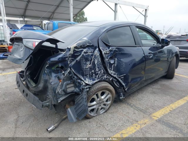 3MYDLBZV4GY127001 Scion IA