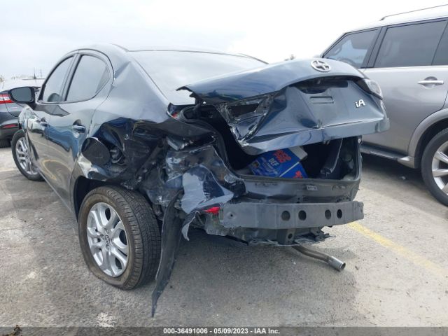 3MYDLBZV4GY127001 Scion IA