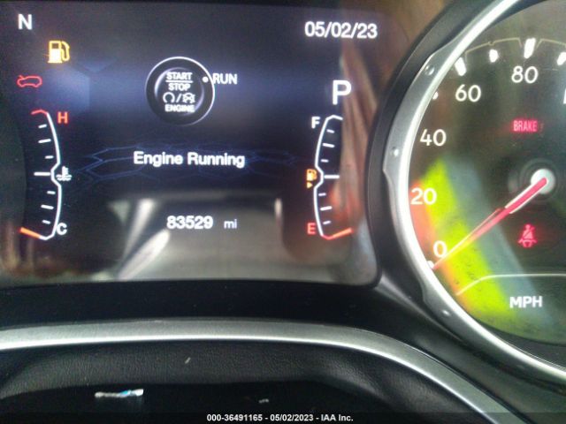 3C4NJCBB3JT140552 Jeep Compass Latitude