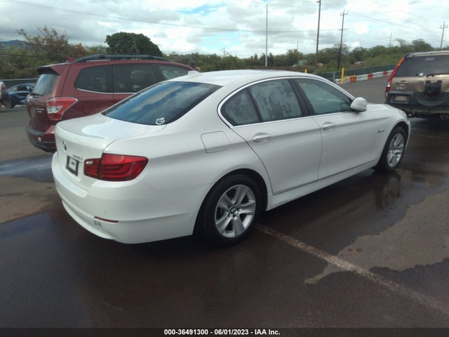 2012 BMW 5 SERIES 528I VIN: WBAXG5C58CDW24766