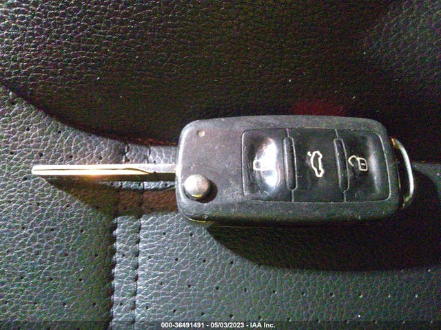 2014 VOLKSWAGEN JETTA SEDAN SE VIN: 3VWD17AJ3EM301698