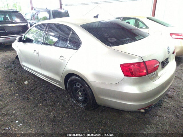 2014 VOLKSWAGEN JETTA SEDAN SE VIN: 3VWD17AJ3EM301698