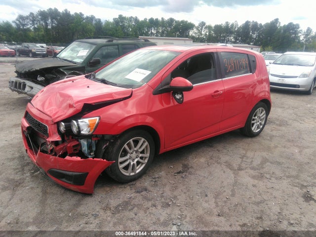 Chevrolet SONIC LT 2016 1G1JD6SB0G4177430 Image 2
