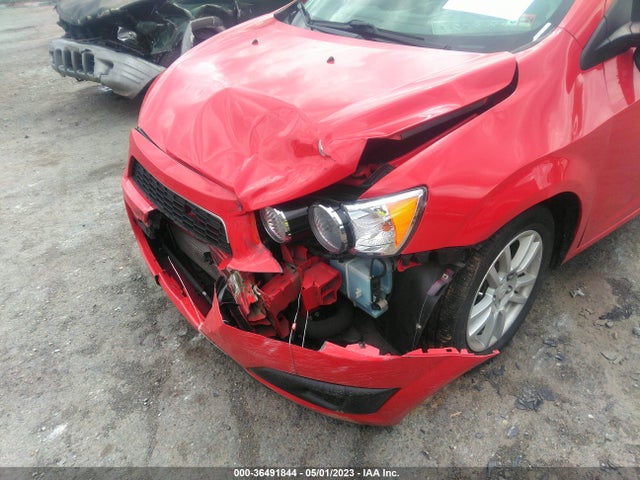 Chevrolet SONIC LT 2016 1G1JD6SB0G4177430 Image 6