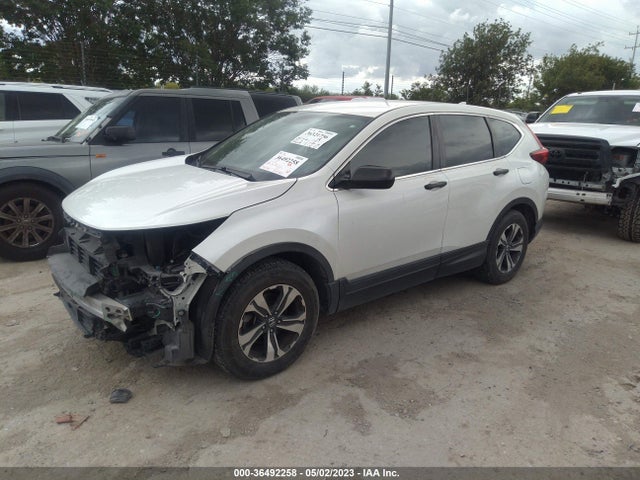 Honda CR-V LX 2018 2HKRW5H33JH415237 Image 2