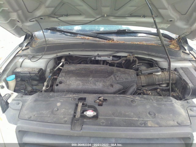 2004 HONDA PILOT EX VIN: 2HKYF18534H615772