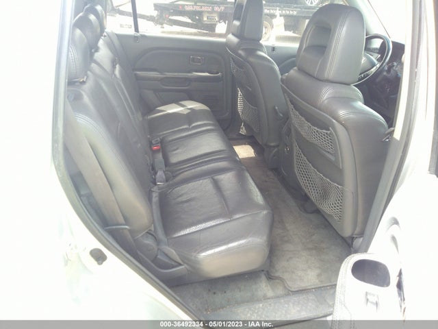 2004 HONDA PILOT EX VIN: 2HKYF18534H615772