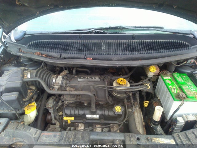 2002 DODGE CARAVAN SPORT VIN: 2B4GP44R72R705684